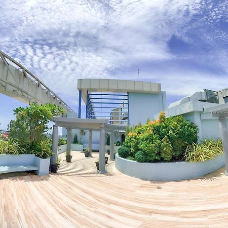 דירות קגיאן דה אורו The Loop 2Br Fully Furnished Corner Unit W Balcony מראה חיצוני תמונה