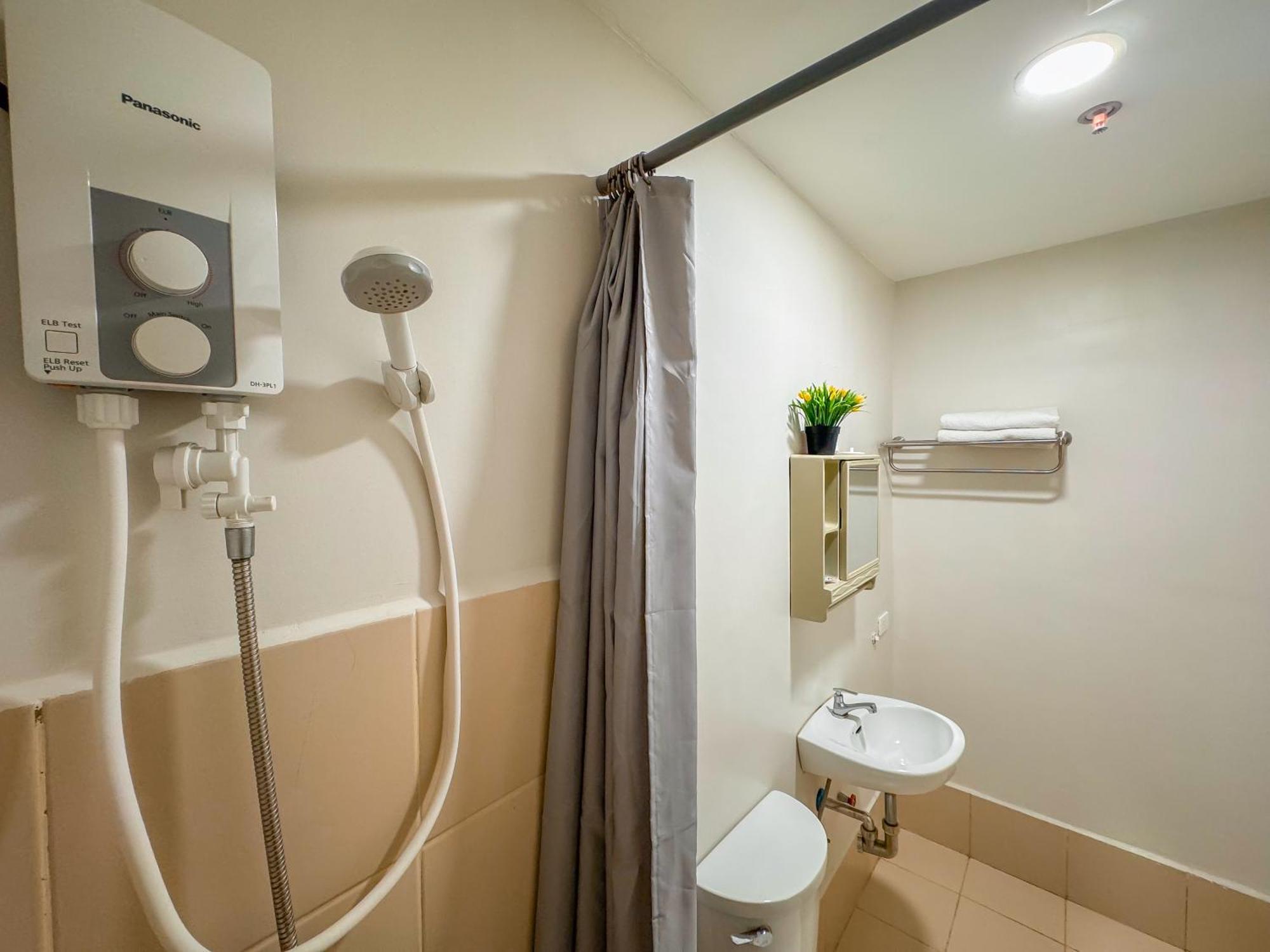 דירות קגיאן דה אורו The Loop 2Br Fully Furnished Corner Unit W Balcony מראה חיצוני תמונה