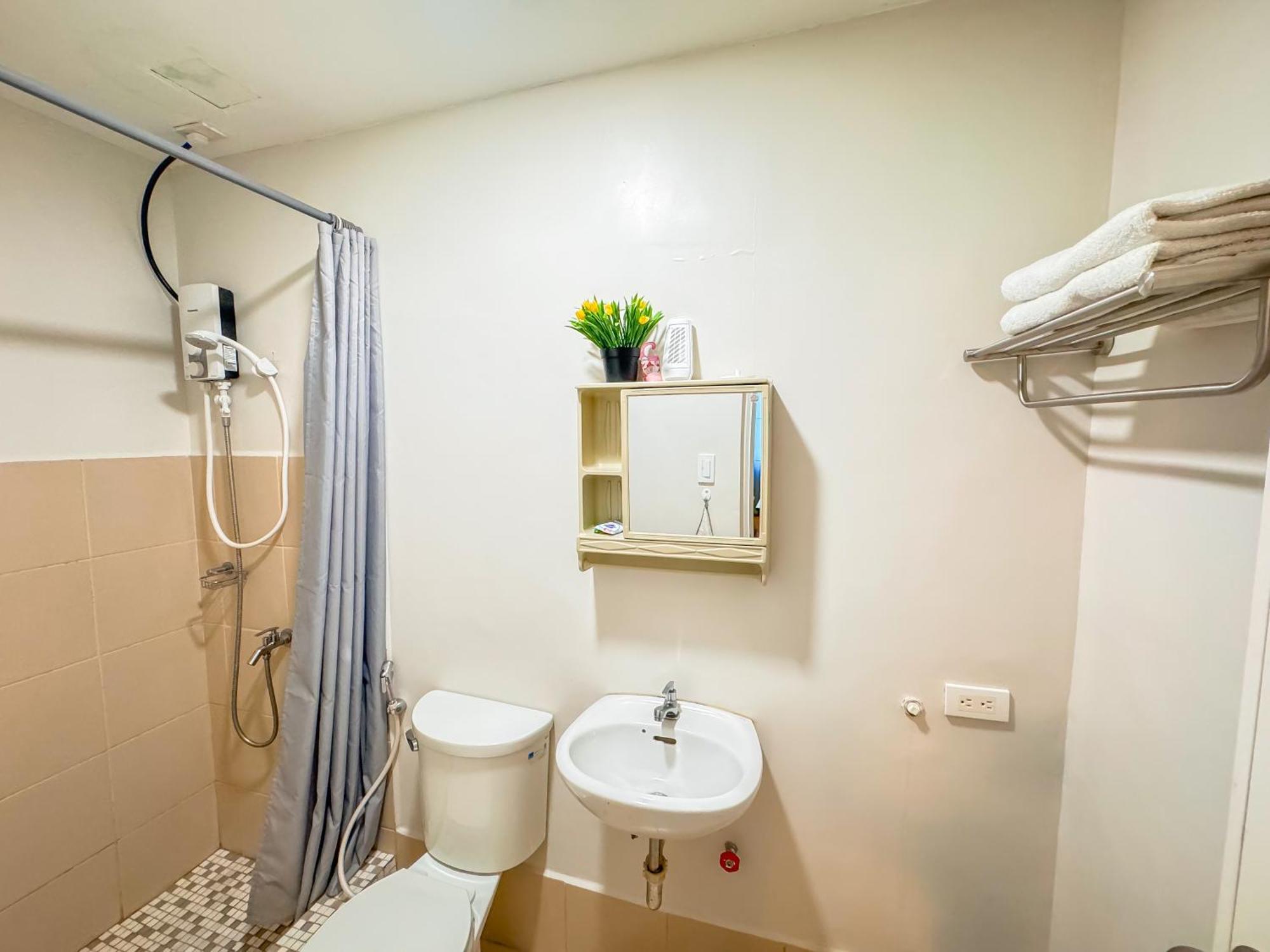 דירות קגיאן דה אורו The Loop 2Br Fully Furnished Corner Unit W Balcony מראה חיצוני תמונה